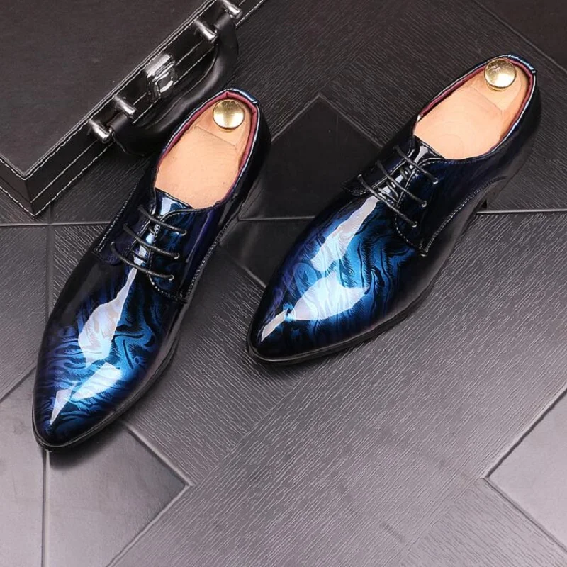 Chaussures plates formelles Oxfords, imprimé bleu royal pailleté – Image 5