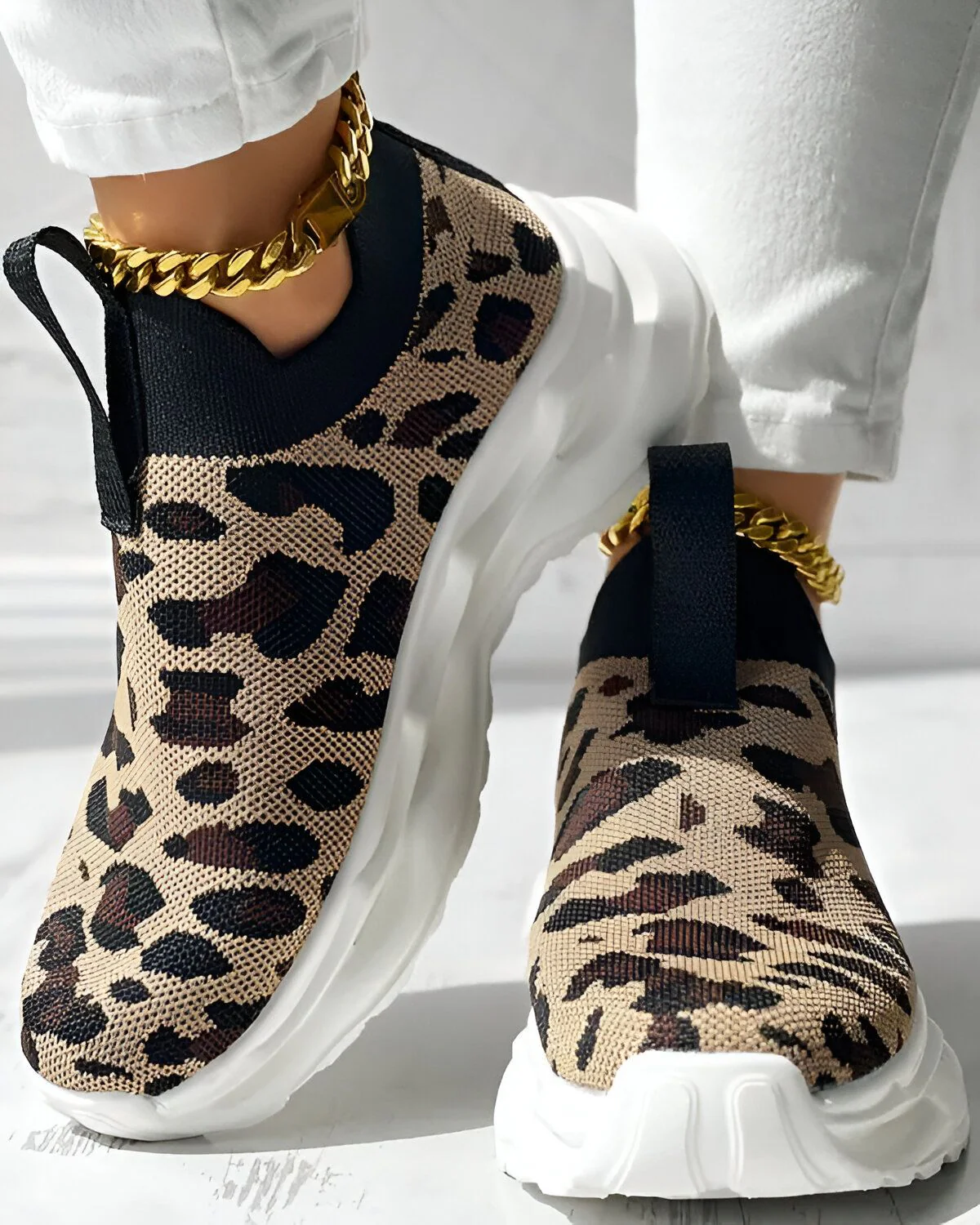 Baskets à enfiler à bout rond et motif léopard – Image 4