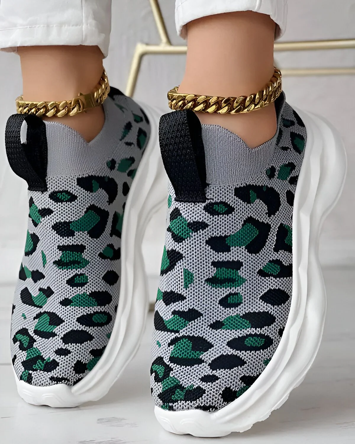 Baskets à enfiler à bout rond et motif léopard – Image 8