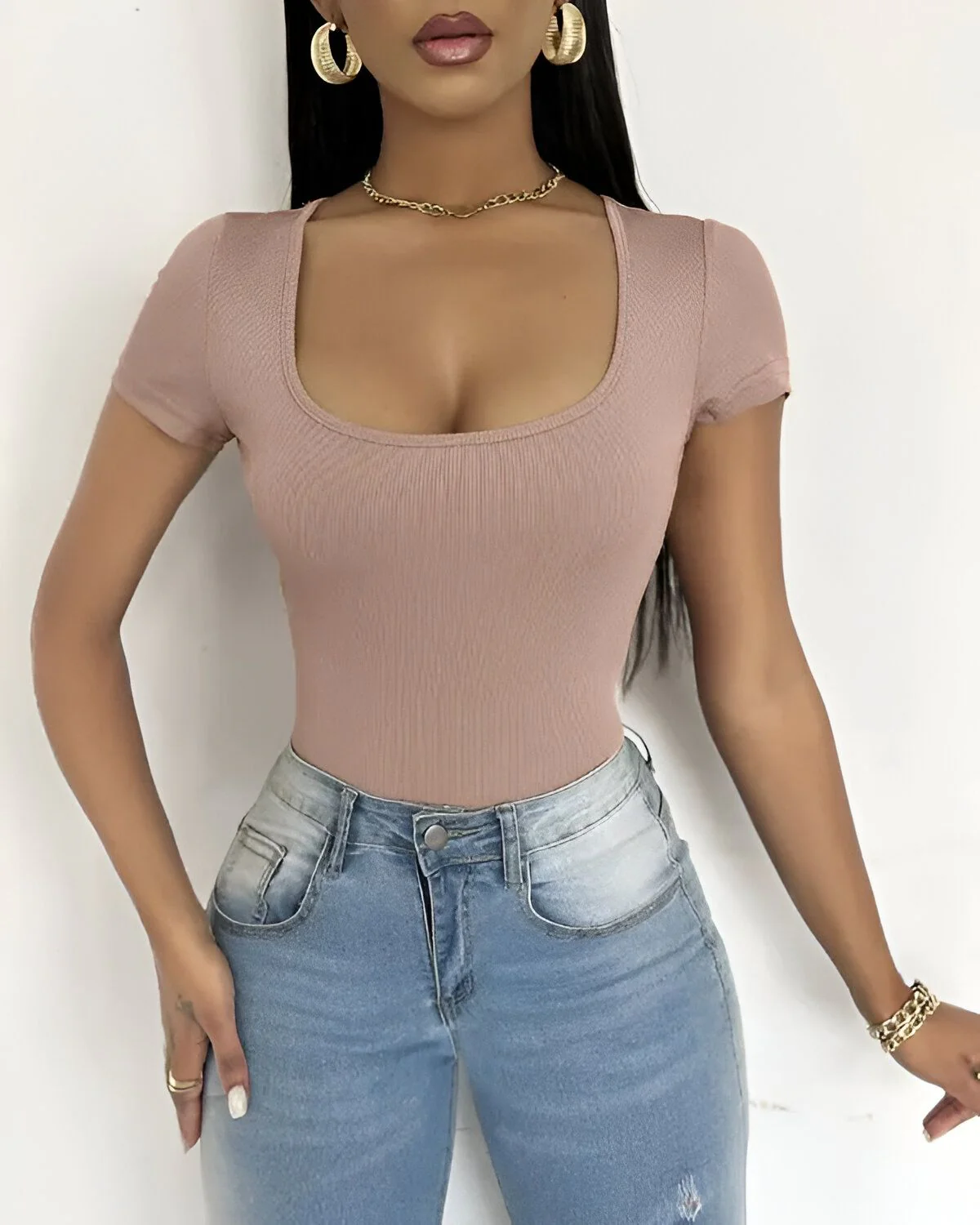 Body côtelé à manches courtes et col en U – Image 5