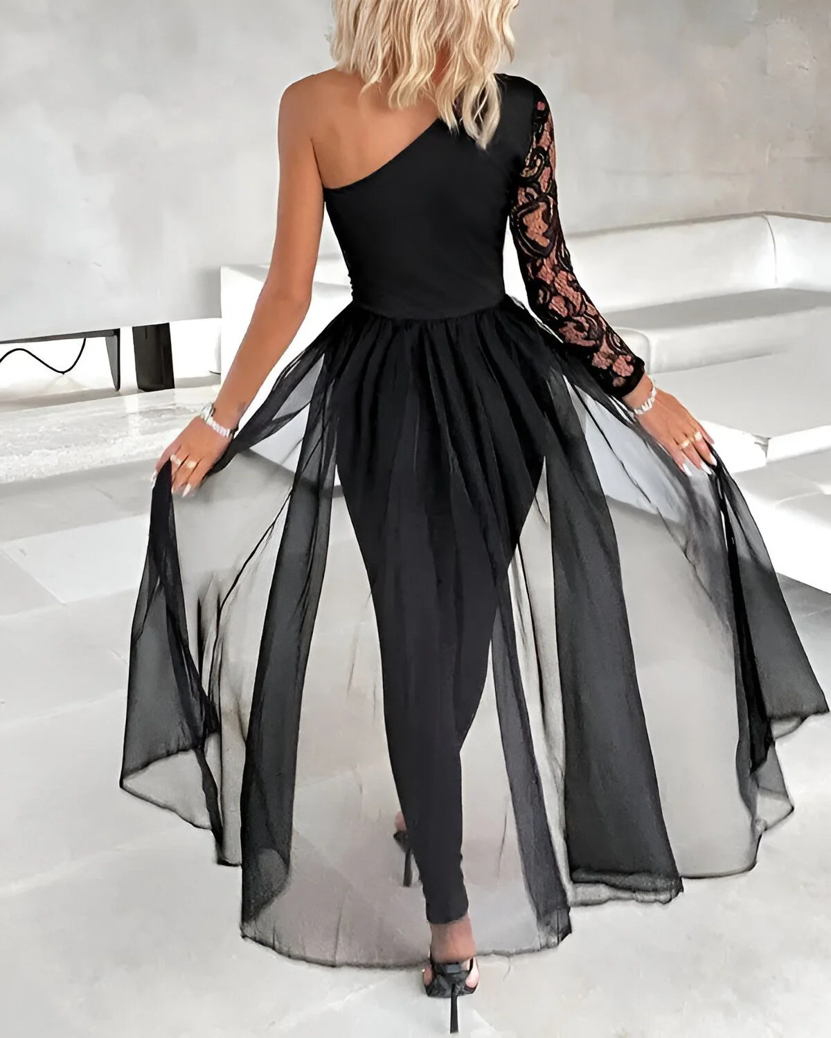 Combinaison superposée en maille transparente à une épaule en dentelle contrastée – Image 2