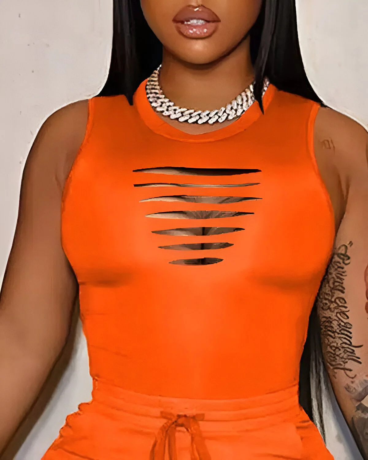 Ensemble débardeur découpé en échelle et short à cordon de serrage – Image 2