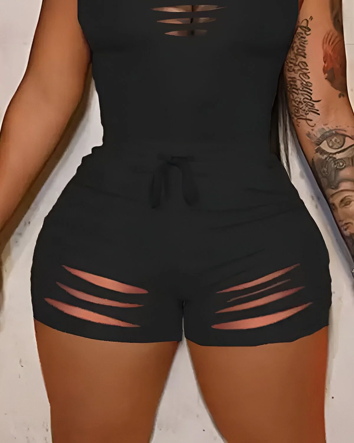 Ensemble débardeur découpé en échelle et short à cordon de serrage – Image 9