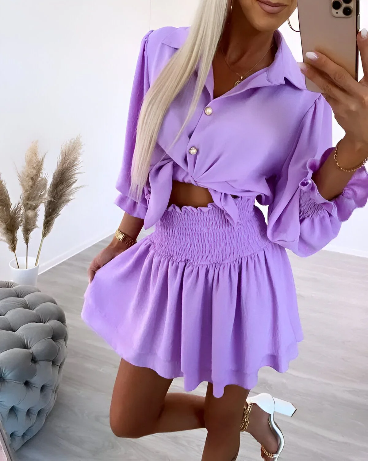 Ensemble haut boutonné froncé noué et jupe superposée