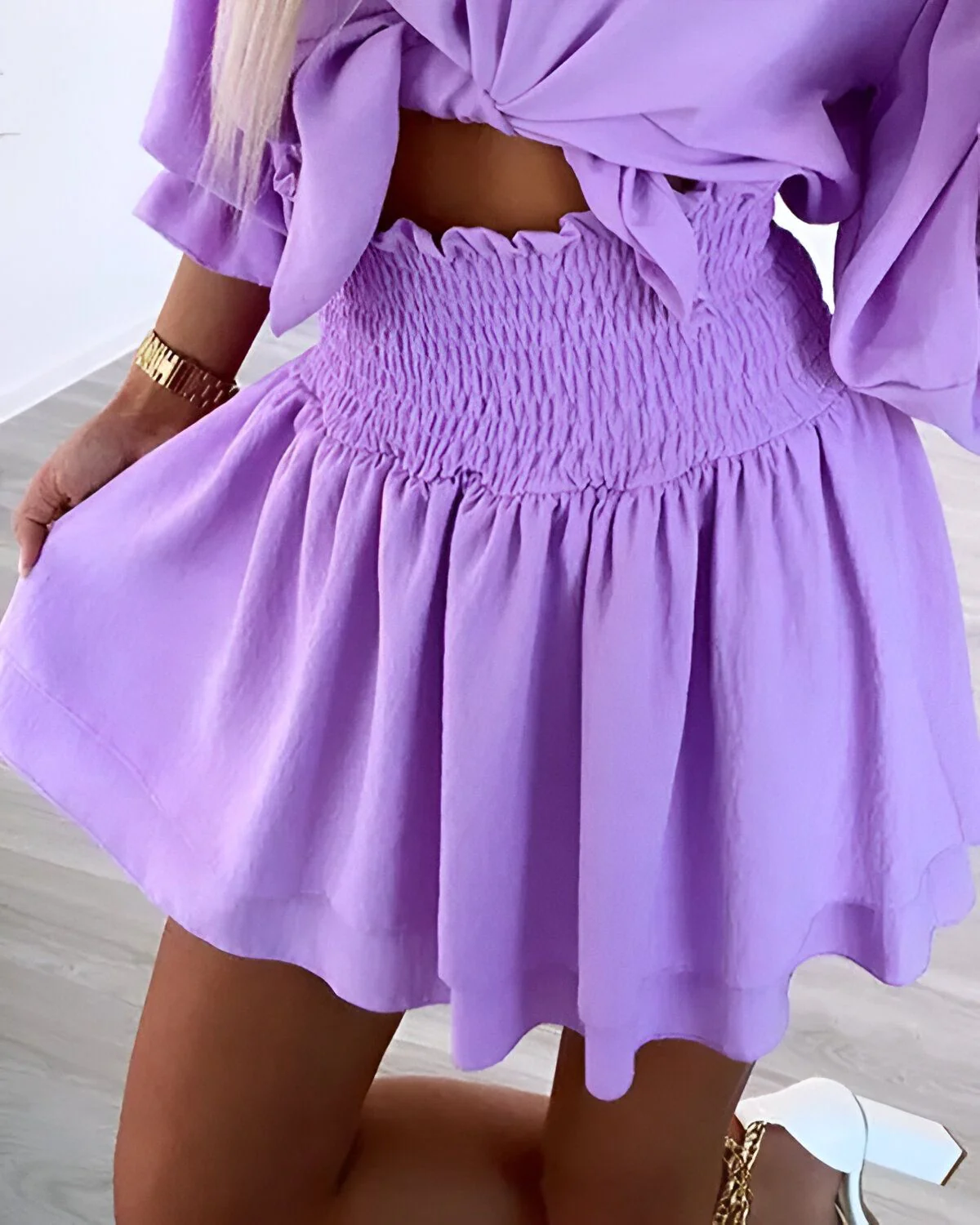 Ensemble haut boutonné froncé noué et jupe superposée – Image 3