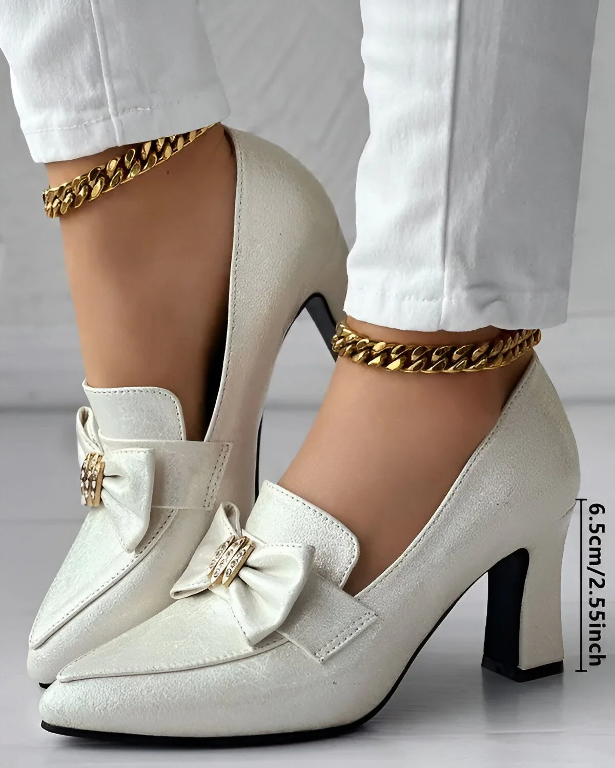 Escarpins à talons épais et décor de nœud papillon