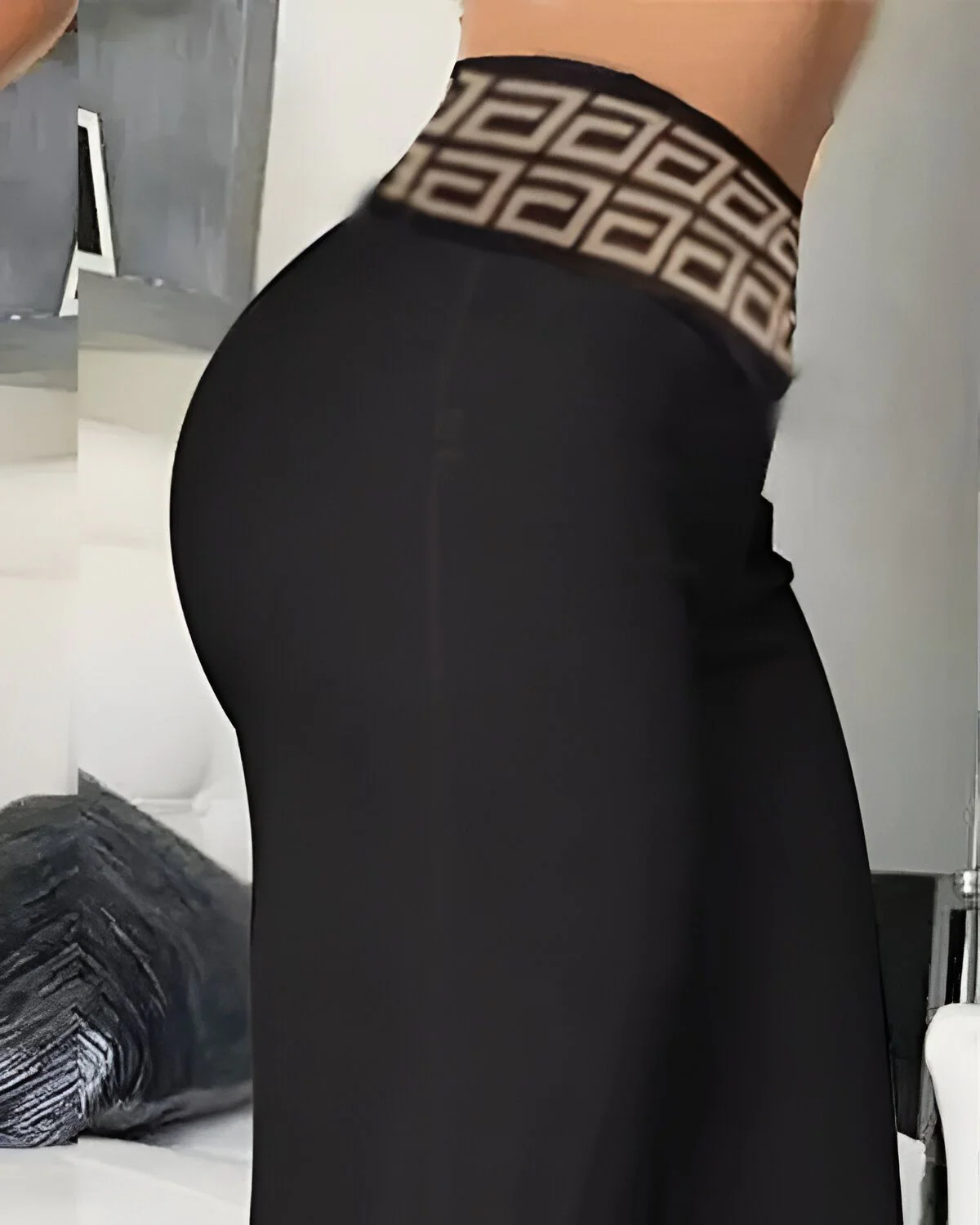 Pantalon bootcut large à taille superposée avec patch à bande géométrique – Image 2