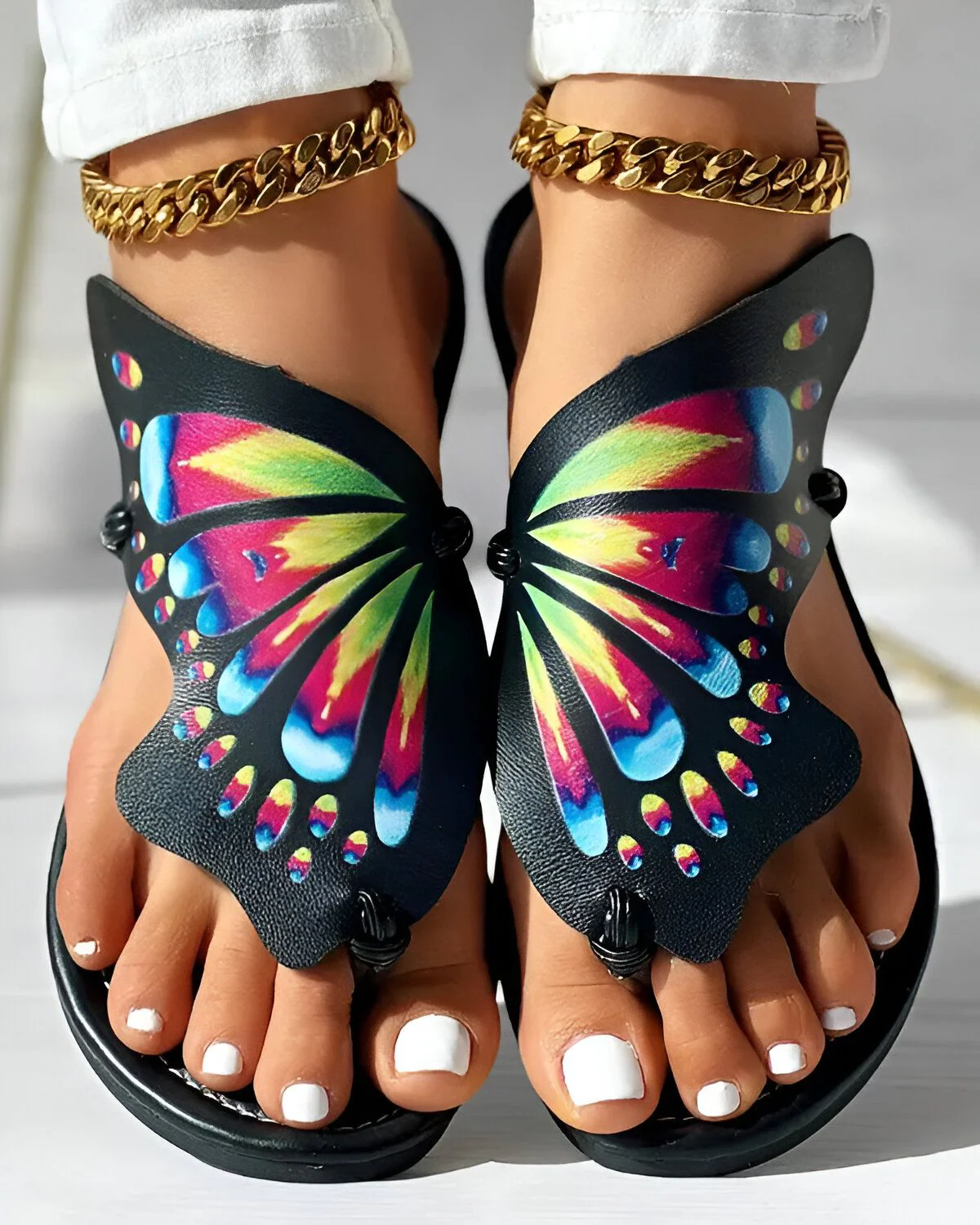 Pantoufles à bout d'orteil imprimé papillon color block