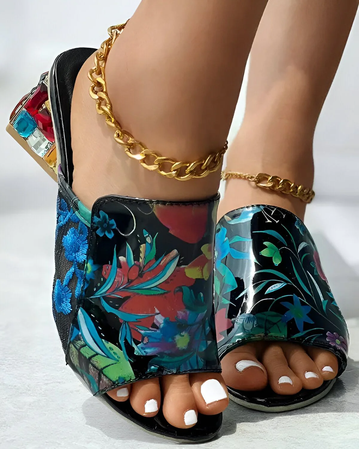 Pantoufles compensées brodées de plantes à décor de cristal – Image 5