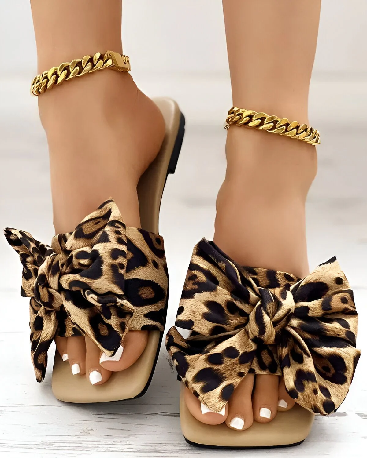 Sandales d'été à imprimé léopard avec nœud papillon – Image 5